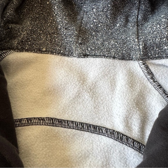 Lululemon Size 4 Scuba Hoodie Full Zip Cotton Fleece Splatter White Black - Picture 5 of 8